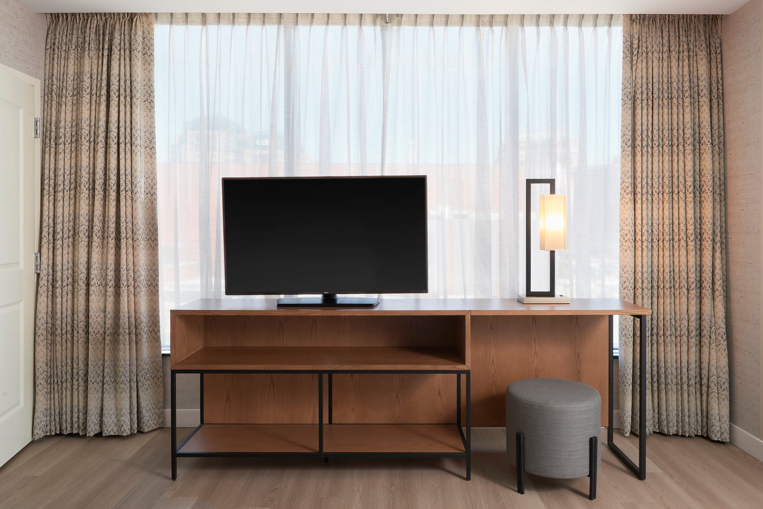 embassy suites_TV console